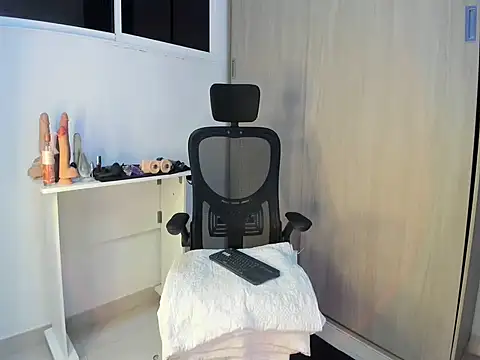 Amberdecolombia online show from 28, 2, 2026