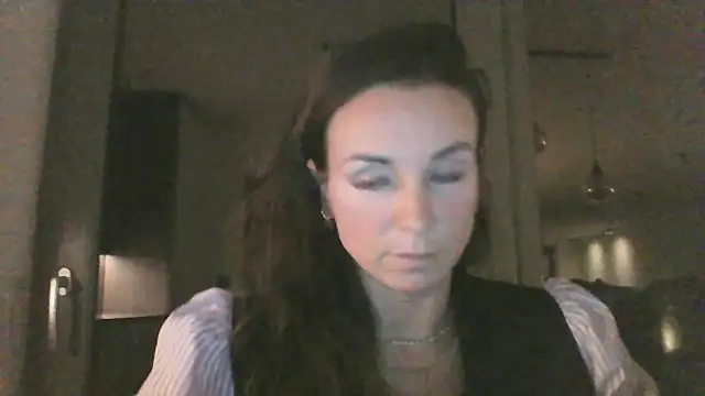 Justnani001 online show from 6, 10, 2025