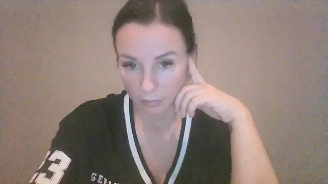 Justnani001 online show from 20, 2, 2026