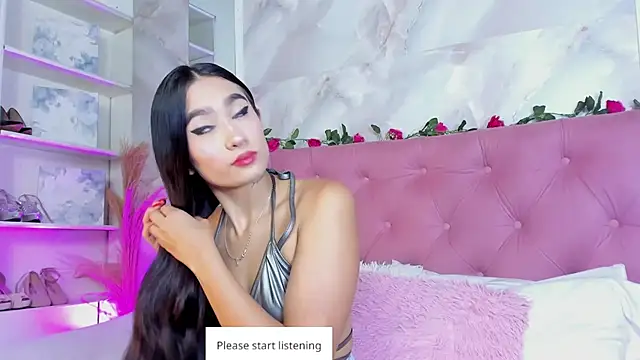 Nicolqueen  online show from 17, 10, 2025