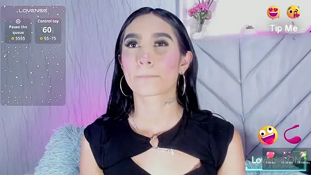 Nicolqueen  online show from 14, 12, 2025