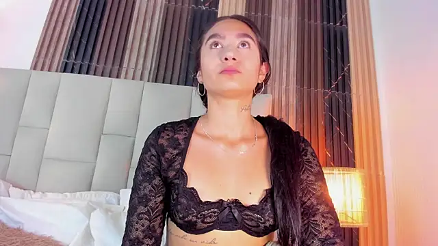 Nicolqueen  online show from 25, 3, 2026