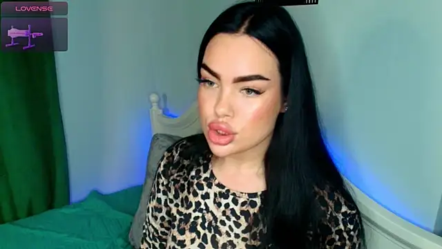 katerine Monroe online show from 12, 11, 2025