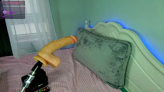 katerine Monroe online show from 2, 12, 2025