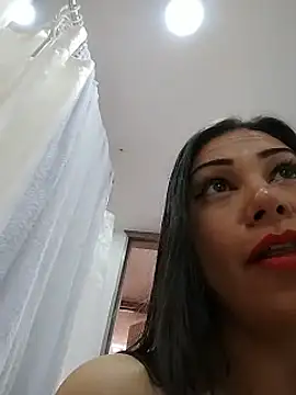 KittyHoleshot87 online show from 9, 9, 2025