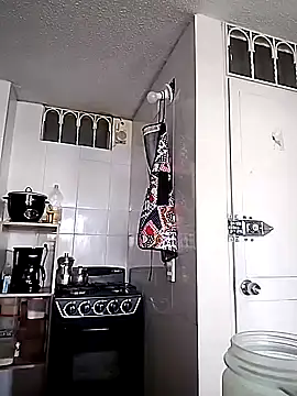 KittyHoleshot87 online show from 2, 10, 2025