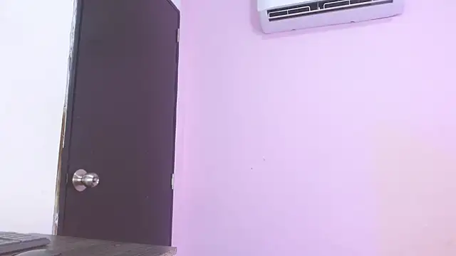 kiity horny  online show from 9, 10, 2025