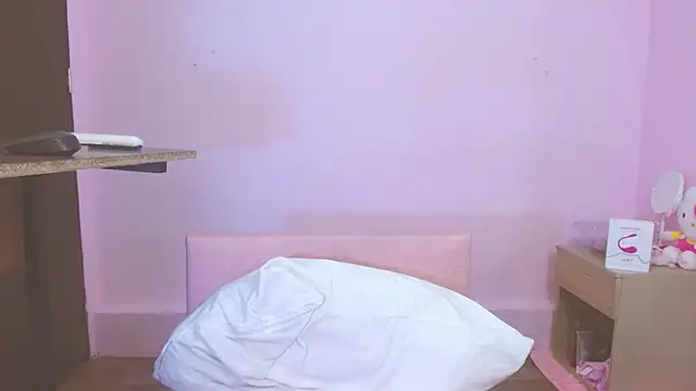 kiity horny  online show from 22, 10, 2025