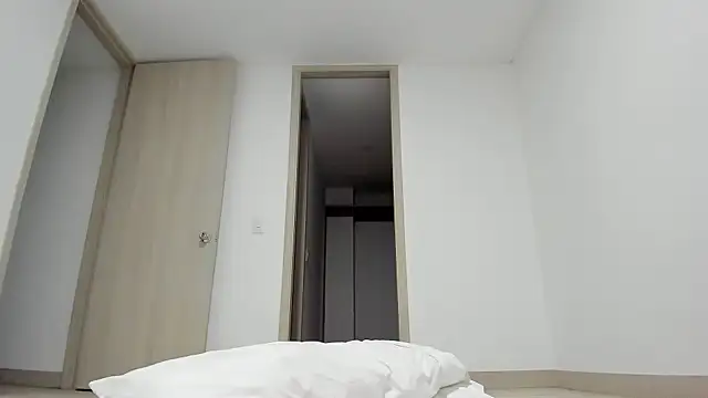 Meganbelford1 online show from 14, 9, 2025