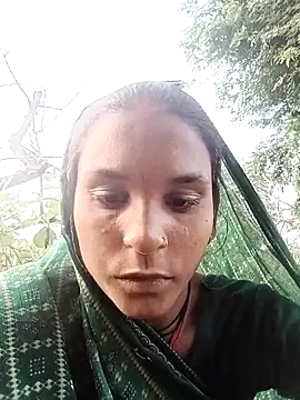 Idhika Jha online show from 9, 10, 2025