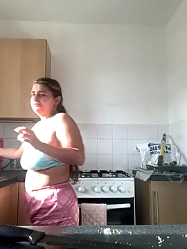 Snapshot of Goldiebaby chatting on 9, 11, 2025 Goldiebaby online show from 9, 11, 2025