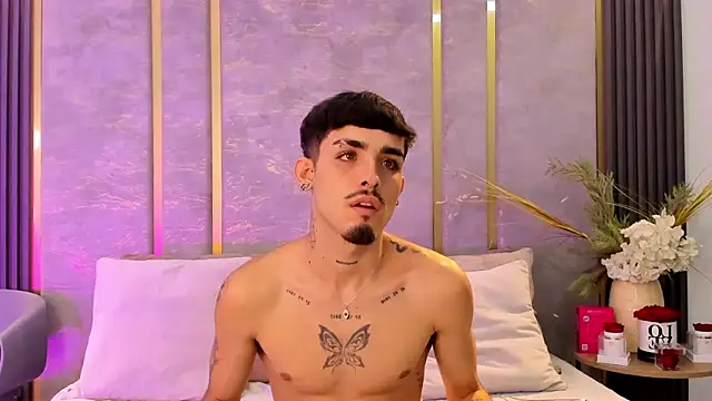 Snapshot of NikoStone_ chatting on 11, 11, 2025 NikoStone online show from 11, 11, 2025