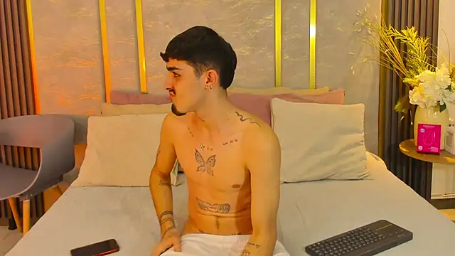 Snapshot of NikoStone_ chatting on 26, 9, 2025 NikoStone online show from 26, 9, 2025