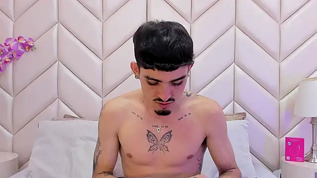 Snapshot of NikoStone_ chatting on 21, 9, 2025 NikoStone online show from 21, 9, 2025