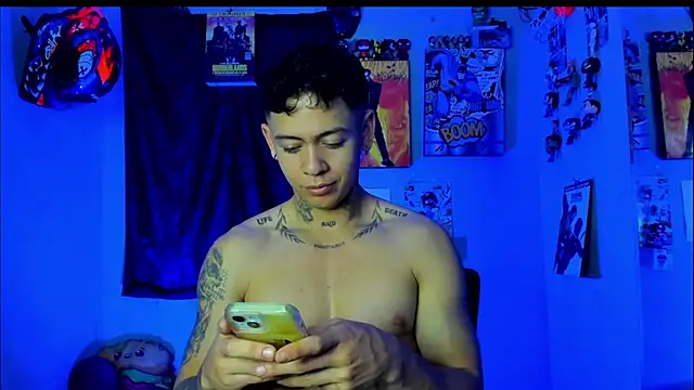 Snapshot of AlamJams chatting on 22, 9, 2025 AlamJams online show from 22, 9, 2025