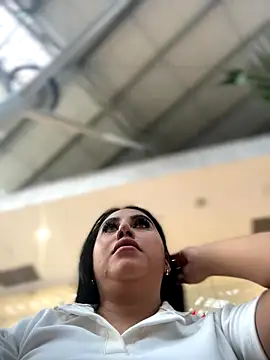 Sophie Dreamss online show from 8, 11, 2025