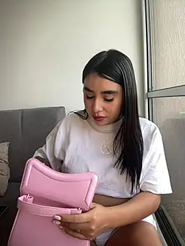 Snapshot of Sophie_Dreamss chatting on 13, 6, 2026 Sophie Dreamss online show from 13, 6, 2026