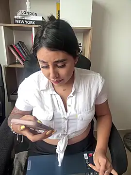 Sophie Dreamss online show from 19, 2, 2026