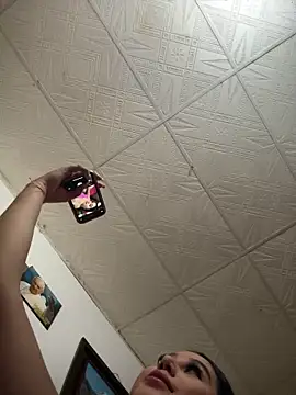 Sophie Dreamss online show from 7, 11, 2025