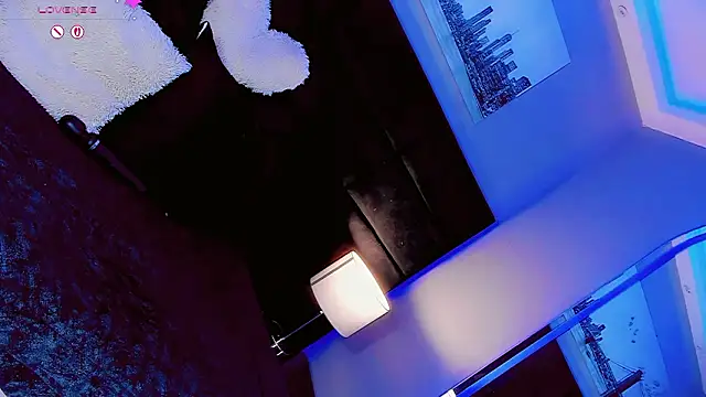 Nauthy girl online show from 12, 2, 2026