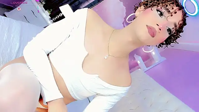 Nauthy girl online show from 7, 4, 2026