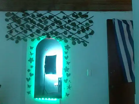 canelasexy 1 online show from 13, 4, 2026