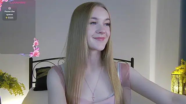 KumiKruz online show from 24, 10, 2025