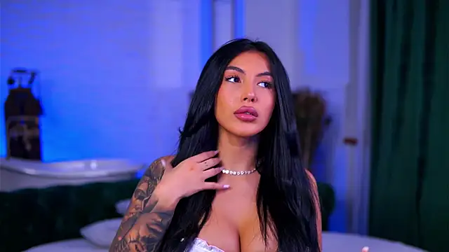 AishaaDevoe online show from 16, 11, 2025