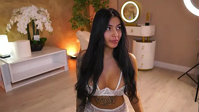 AishaaDevoe online show from 3, 11, 2025