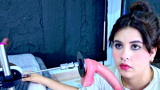 Snapshot of LizzyOlsen chatting on 17, 6, 2026 LizzyOlsen online show from 17, 6, 2026