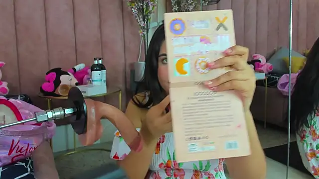 LizzyOlsen online show from 18, 10, 2025