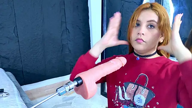 LizzyOlsen online show from 17, 4, 2026