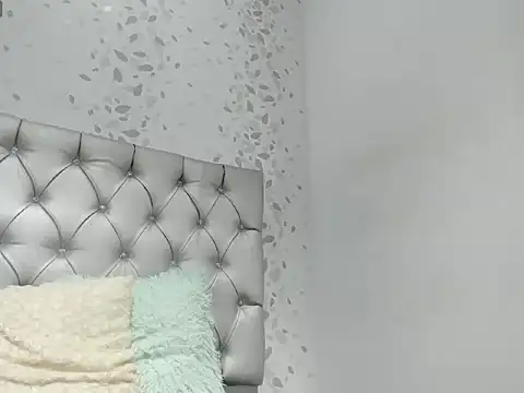 michelle perla online show from 4, 11, 2025