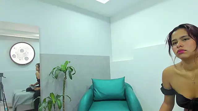 Sofia villareal online show from 6, 10, 2025