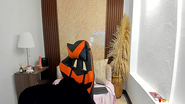 Thais kim online show from 12, 11, 2025