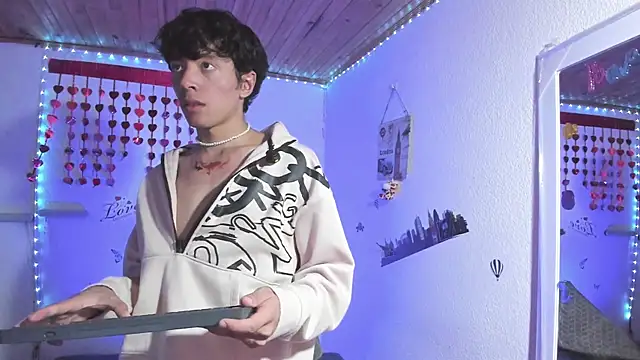 Dani Lips  online show from 14, 9, 2025