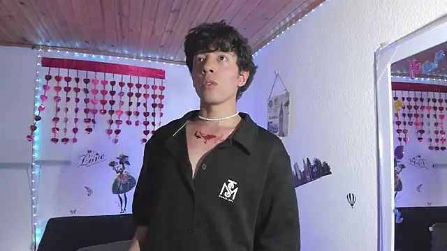 Dani Lips  online show from 15, 9, 2025