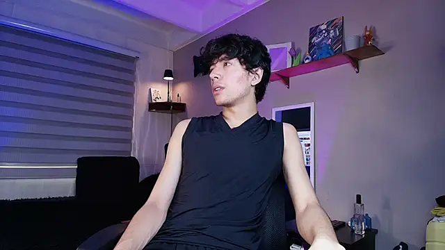 Dani Lips  online show from 4, 10, 2025