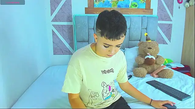 christopher Hot online show from 12, 3, 2026