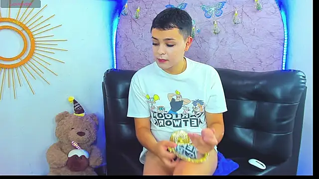 christopher Hot online show from 21, 4, 2026