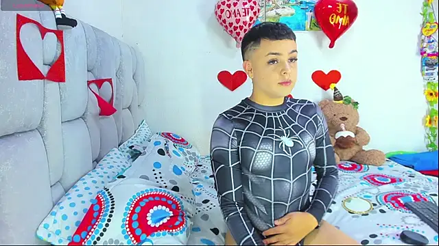 christopher Hot online show from 17, 2, 2026