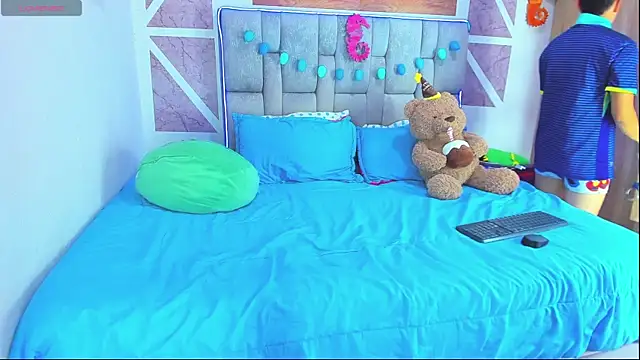 christopher Hot online show from 28, 3, 2026