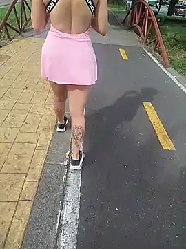 roxyrougee online show from 29, 10, 2025