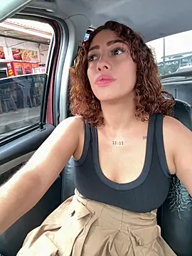 roxyrougee online show from 15, 1, 2026