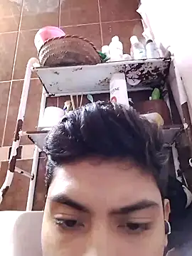 aispuro8505 online show from 9, 9, 2025