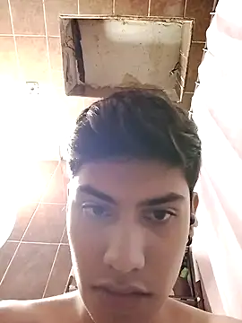 aispuro8505 online show from 9, 9, 2025