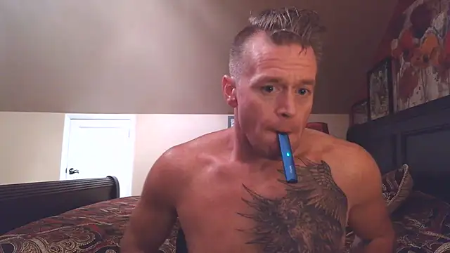 Snapshot of DILFiGuess11 chatting on 21, 7, 2026 DILFiGuess11 online show from 21, 7, 2026