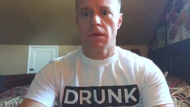 Snapshot of DILFiGuess11 chatting on 4, 6, 2026 DILFiGuess11 online show from 4, 6, 2026