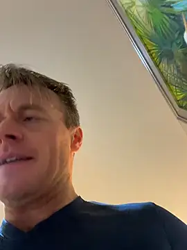 DILFiGuess11 online show from 10, 2, 2026