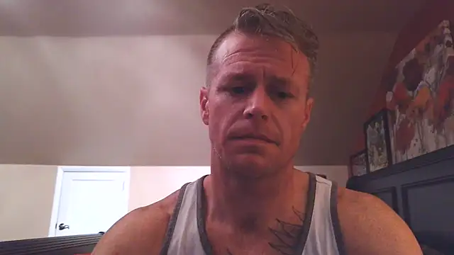 Snapshot of DILFiGuess11 chatting on 21, 6, 2026 DILFiGuess11 online show from 21, 6, 2026